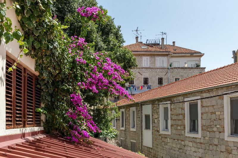 Guesthouse Imperator Split Extérieur photo