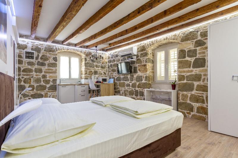 Guesthouse Imperator Split Extérieur photo