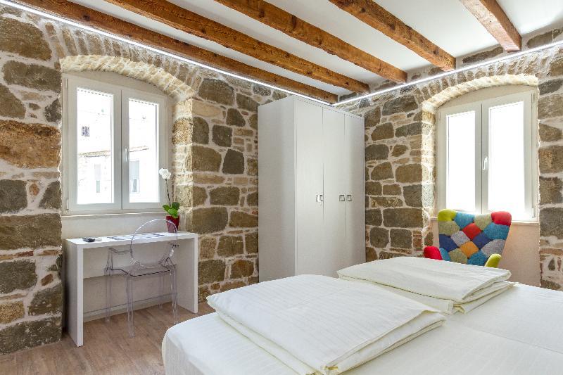 Guesthouse Imperator Split Extérieur photo