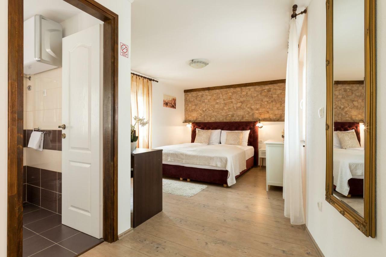 Guesthouse Imperator Split Extérieur photo