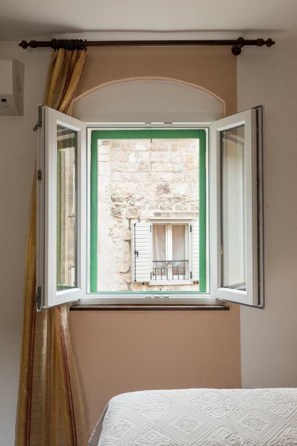 Guesthouse Imperator Split Extérieur photo