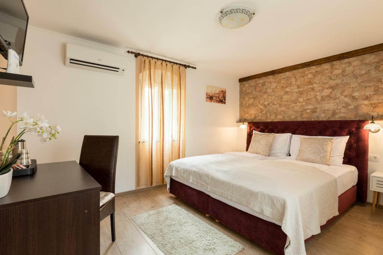 Guesthouse Imperator Split Extérieur photo
